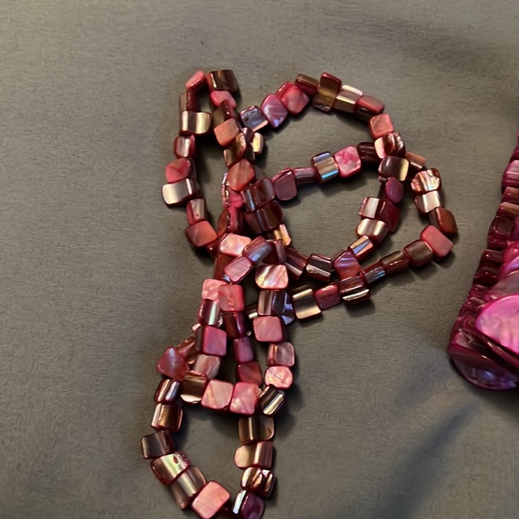 Necklace with matching bracelet - Picture 5 of 5